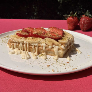 Beyaz Çikolatalı Waffle