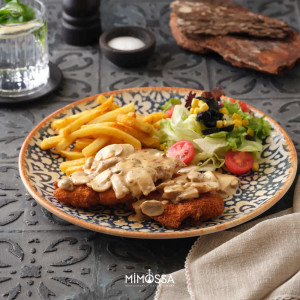 MANTAR SOSLU SCHNİTZEL