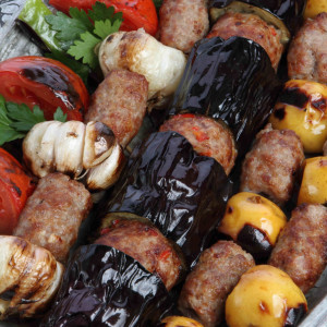 Üçlü Yenidünya (Garsonunuza sorun)