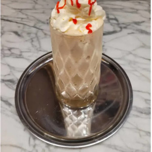 STRAWBERRY FRAPPUCİNO