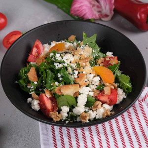 Tulum Peynirli Roka Salata