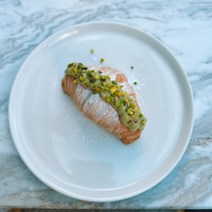 Baby Pistacho Croissant
