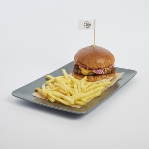 Bbq Burger + Patates (140gr)