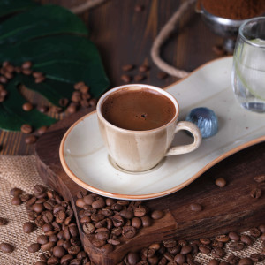 Damla Sakızlı Türk Kahvesi