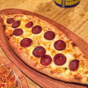 SUCUKLU KAŞARLI  PİDE