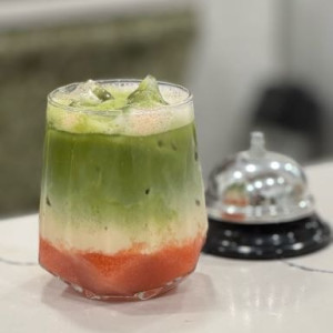 Strawberry Ice Matcha