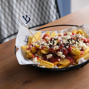 Domates Soslu&Tulum Peynirli, Tırtıklı Çıtır Patates Kızartması