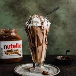 NUTELLA MİLKSHAKE