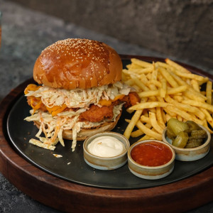COLESLAW HAMBURGER