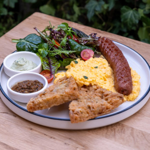 Röşti Patates ile Izgara Sosis