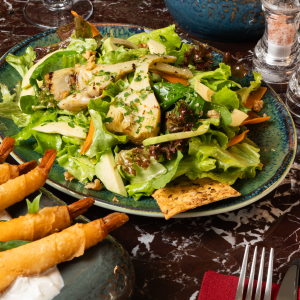 Izgara Enginar Kalbi & Avokado ve Narenciyeli Yeşillik Salatası