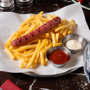 Kızarmış Sosis & Patates Kızartması