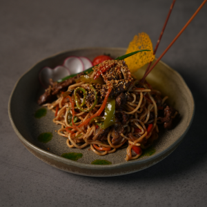 ETLİ BİBERLİ NOODLE