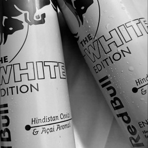 Redbull White Edition Hindistan&Açai