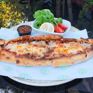 Kuşbaşılı Pide