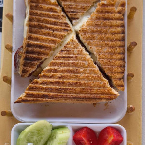 keyfi tost karışık