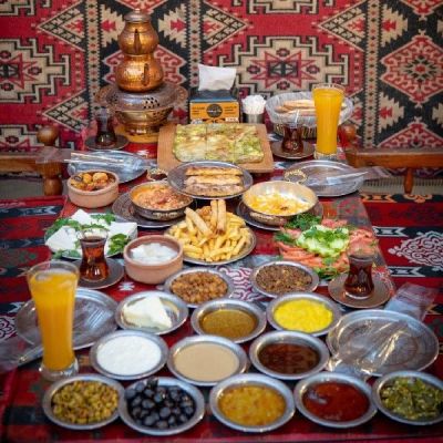 KAHVALTI & ATIŞTIRMALIKLAR