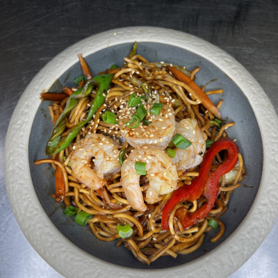 WOK & NOODLES / 炒锅和面条