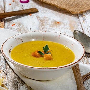 Süzme Mercimek Çorbası