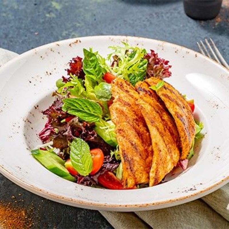 Kajun Baharatlı Tavuk Salata