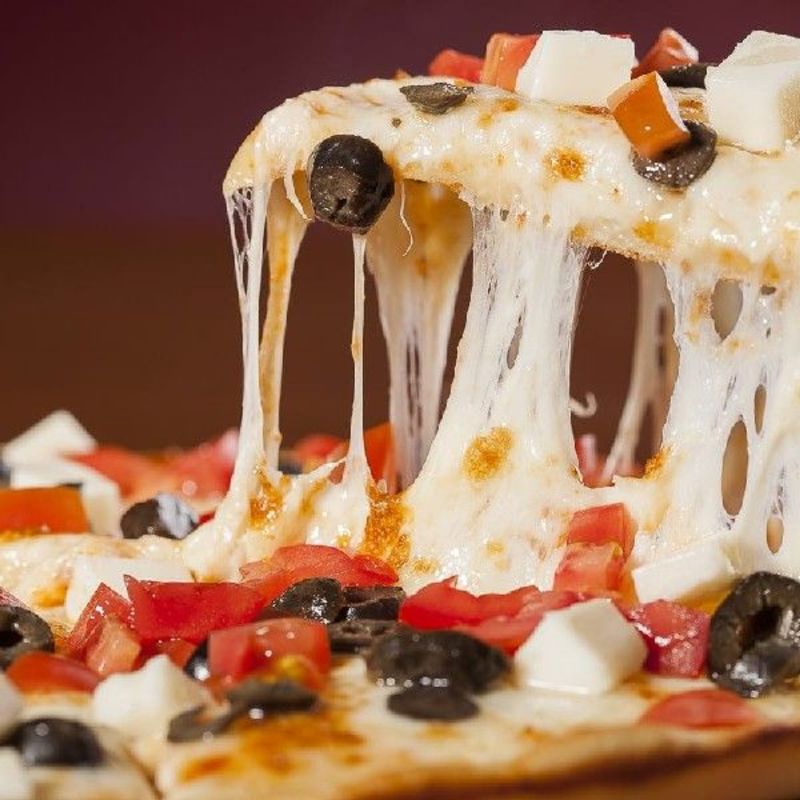 Akdeniz Pizza + Cola(Orta Boy)