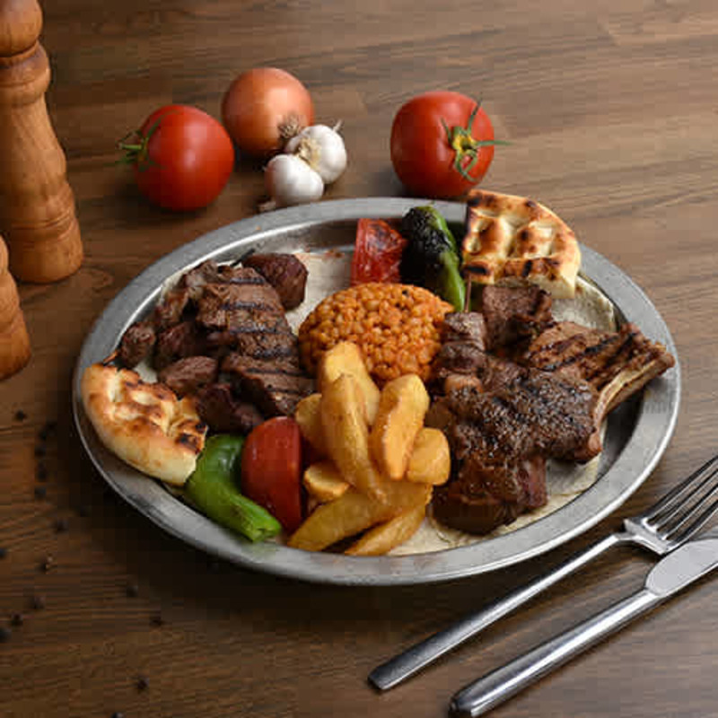 Kırmızı Et Tabağı