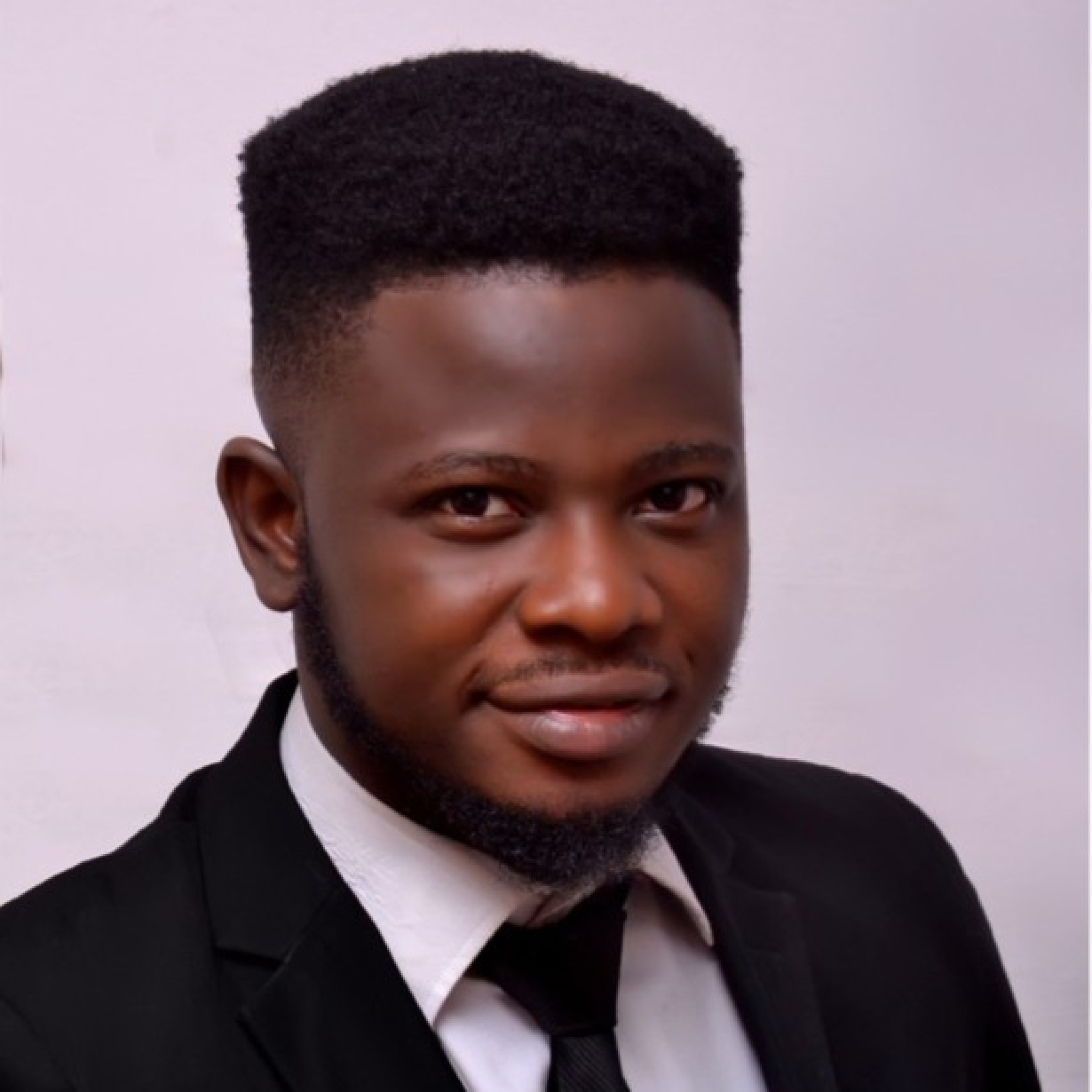  Mojeed Abisiga.
