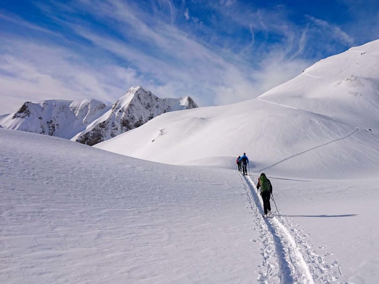 Winterwanderung Bayerische: gefuehrte Bergtour der Alpine Welten Bergsteigerschule mit Bergführer im Gebiet Bayerische Voralpen.
