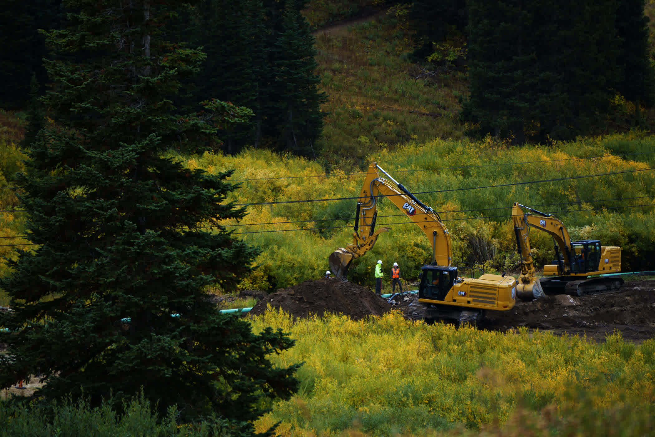 September 25th: Work continues along the Transfer Tow | Photo: Lexi Dowdall