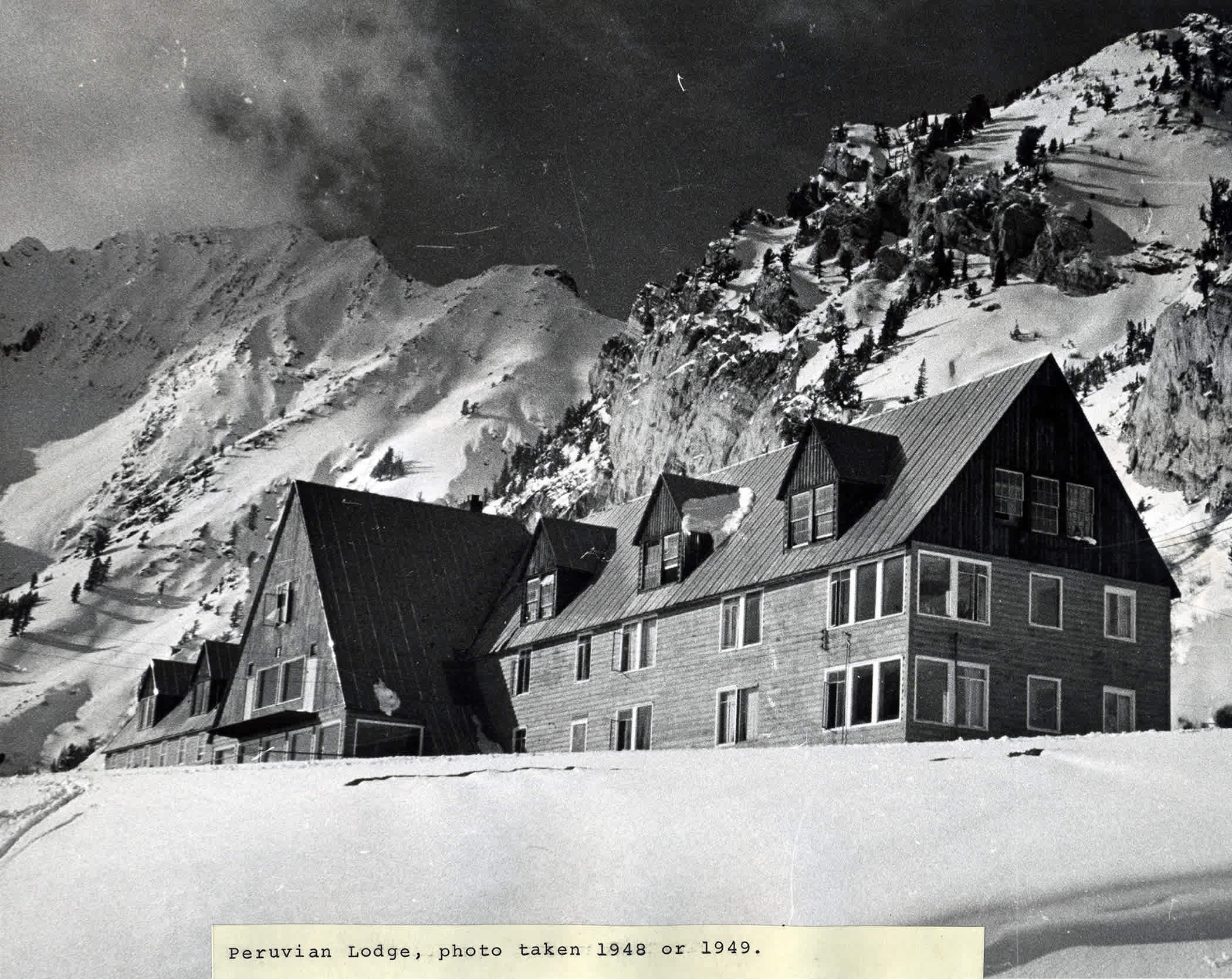 1948: Peruvian Lodge opens