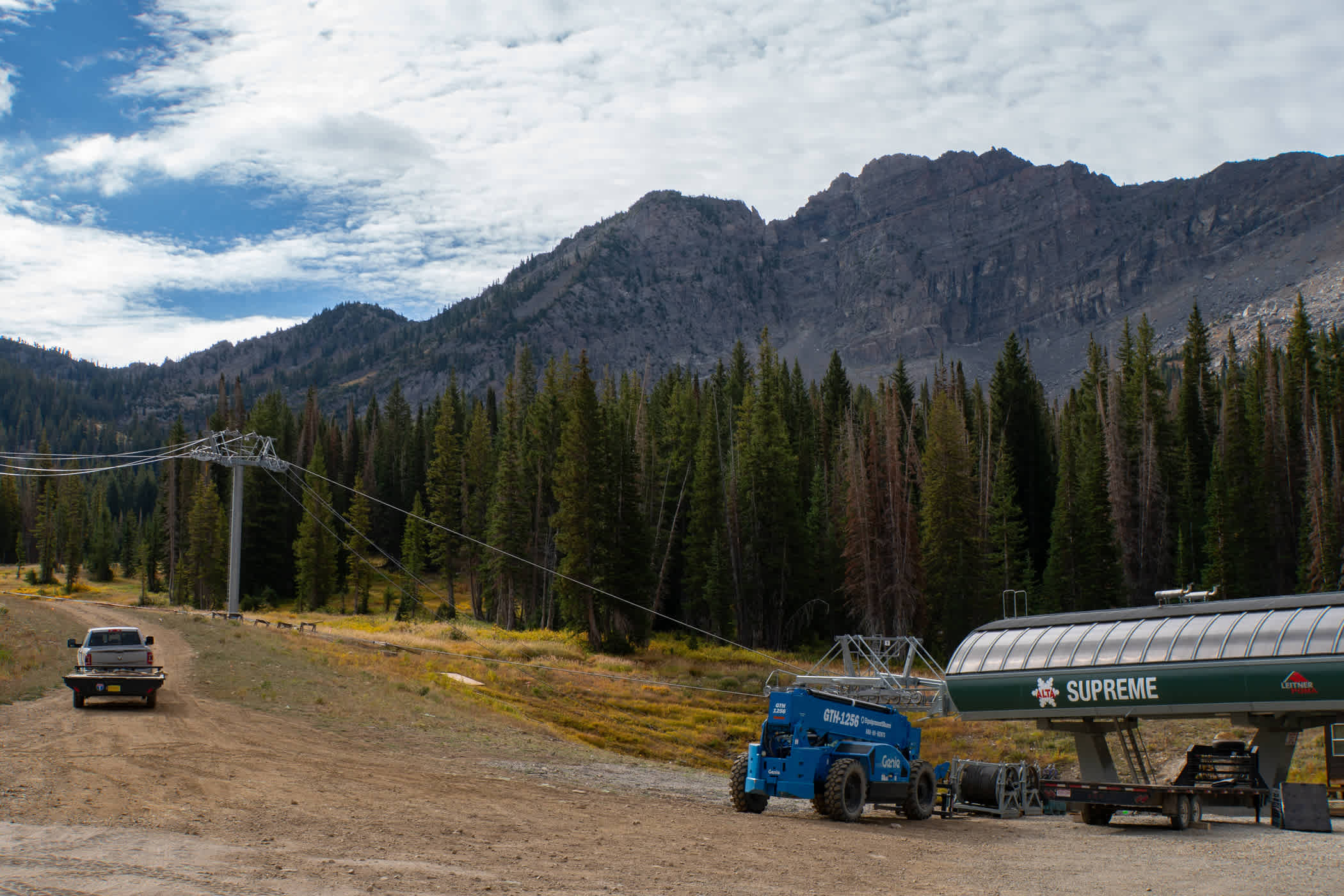September 20th: Line work continues on Supreme | Photo: Adam Fehr
