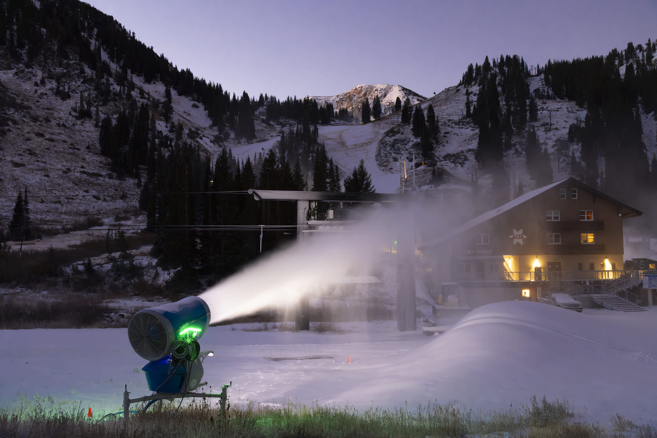 October 28th: Snowmaking operations begin | Photo: Rocko Menzyk