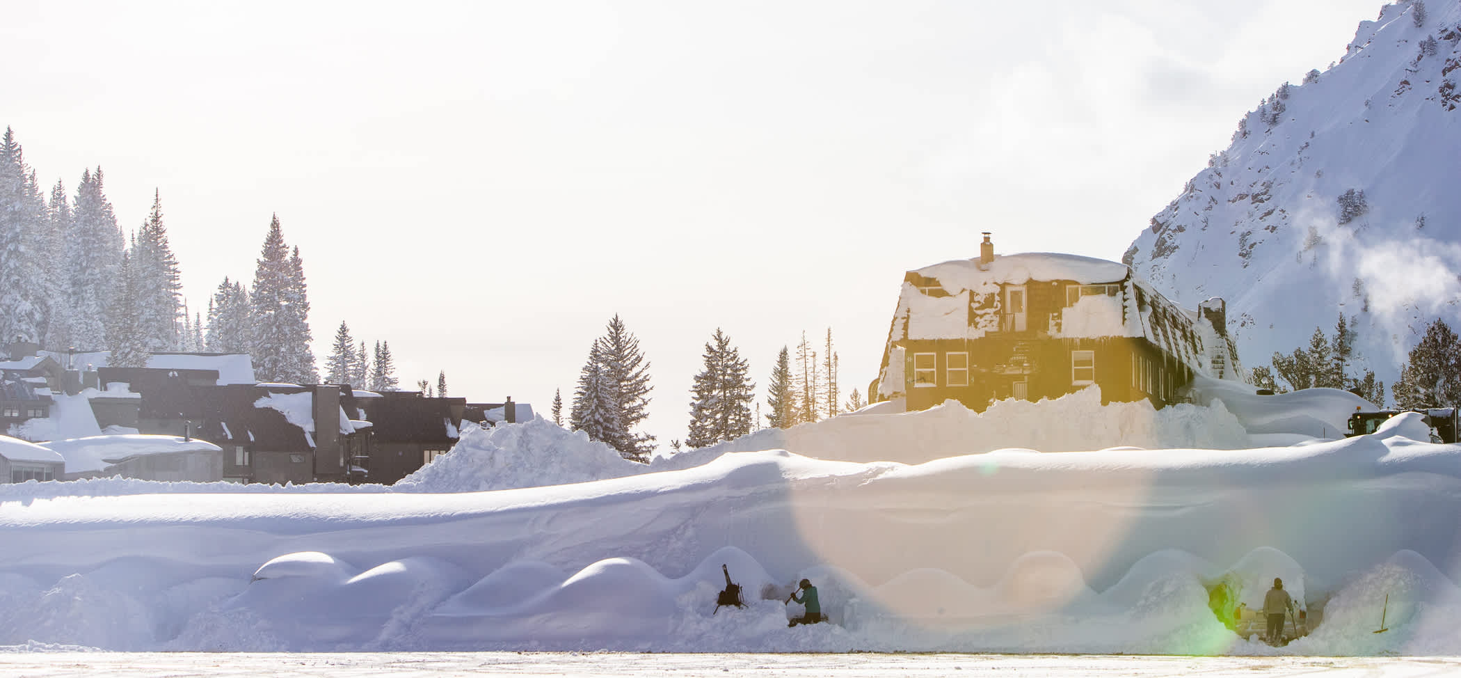 Digging out | Photo: Rocko Menzyk