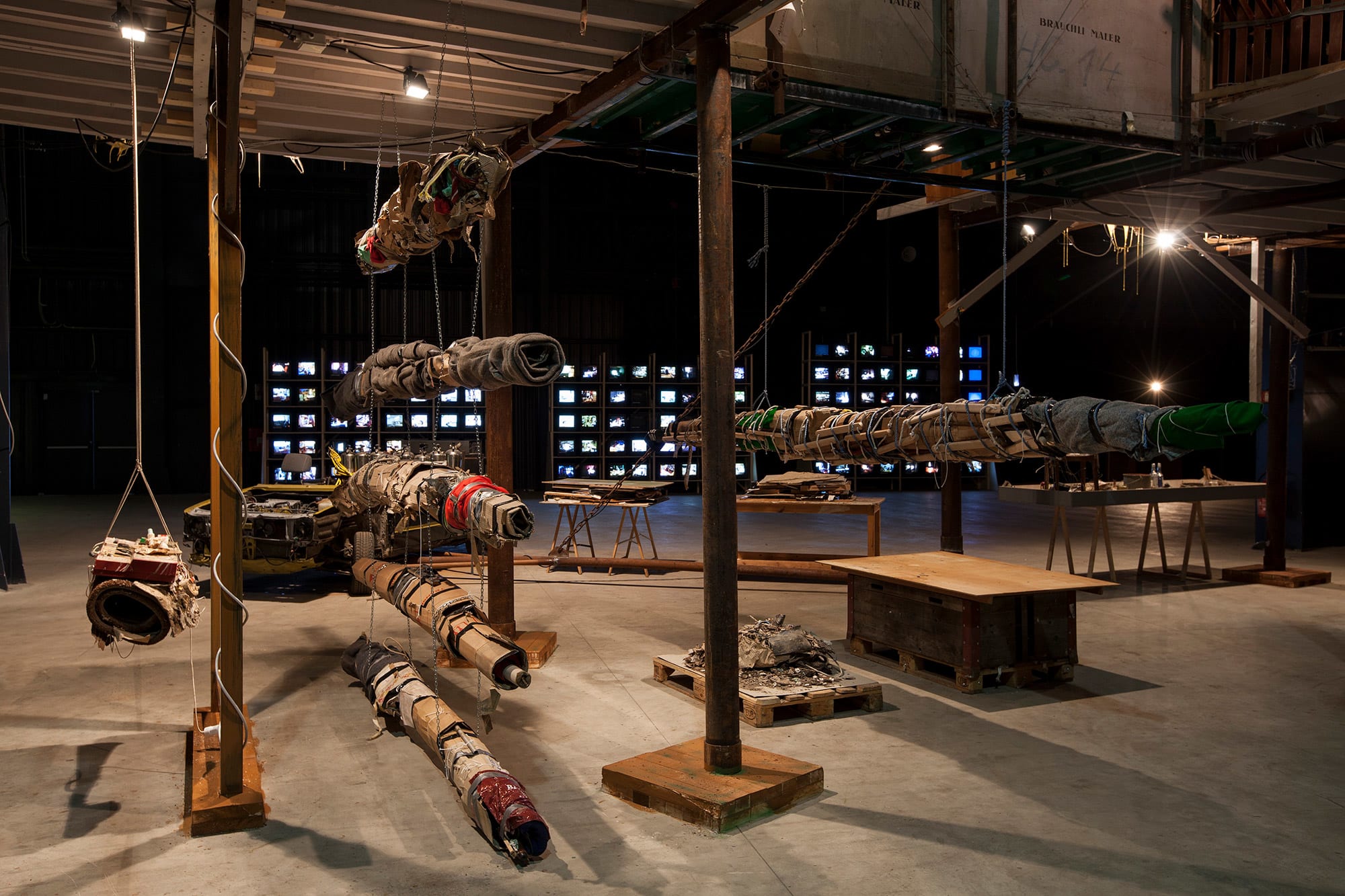 Dieter Roth Björn Roth // Islands // Pirelli HangarBicocca - Alto Piano