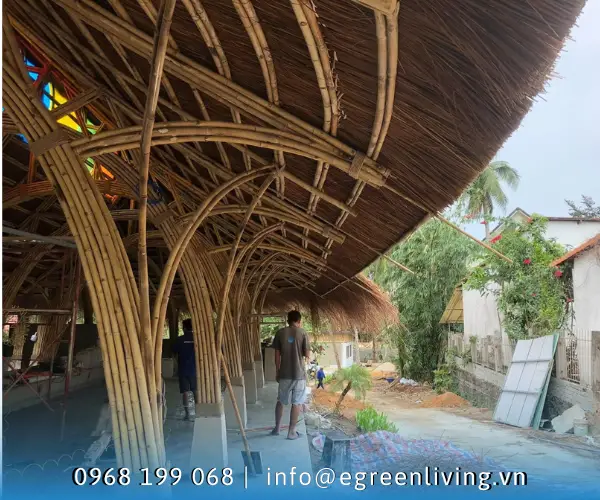Kinh nghiệm chọn đơn vị thi công nhà tre trúc uy tín