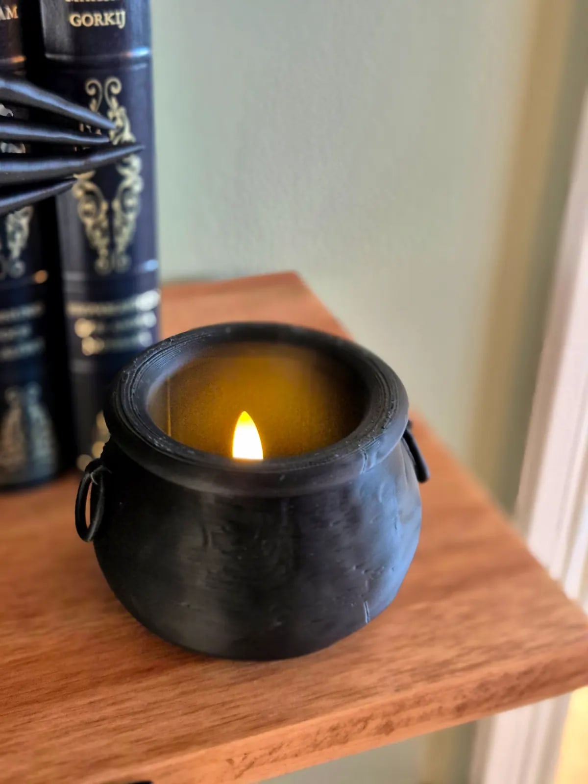 Cauldron Bookmark Holder / Tea Light, gallery image 4