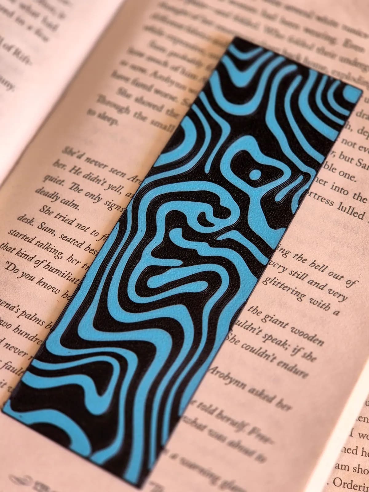 Cool Wavy Bookmark, gallery image 2