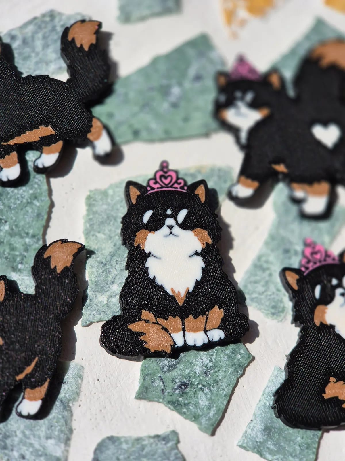 Princess Donut Magnet / Pins Dungeon Crawler Carl, gallery image 5