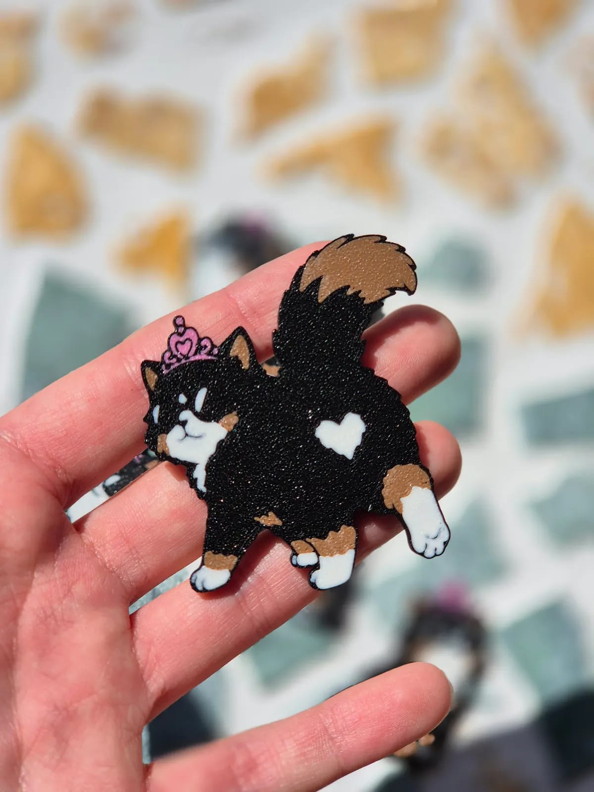 Princess Donut Magnet / Pins Dungeon Crawler Carl, gallery image 6