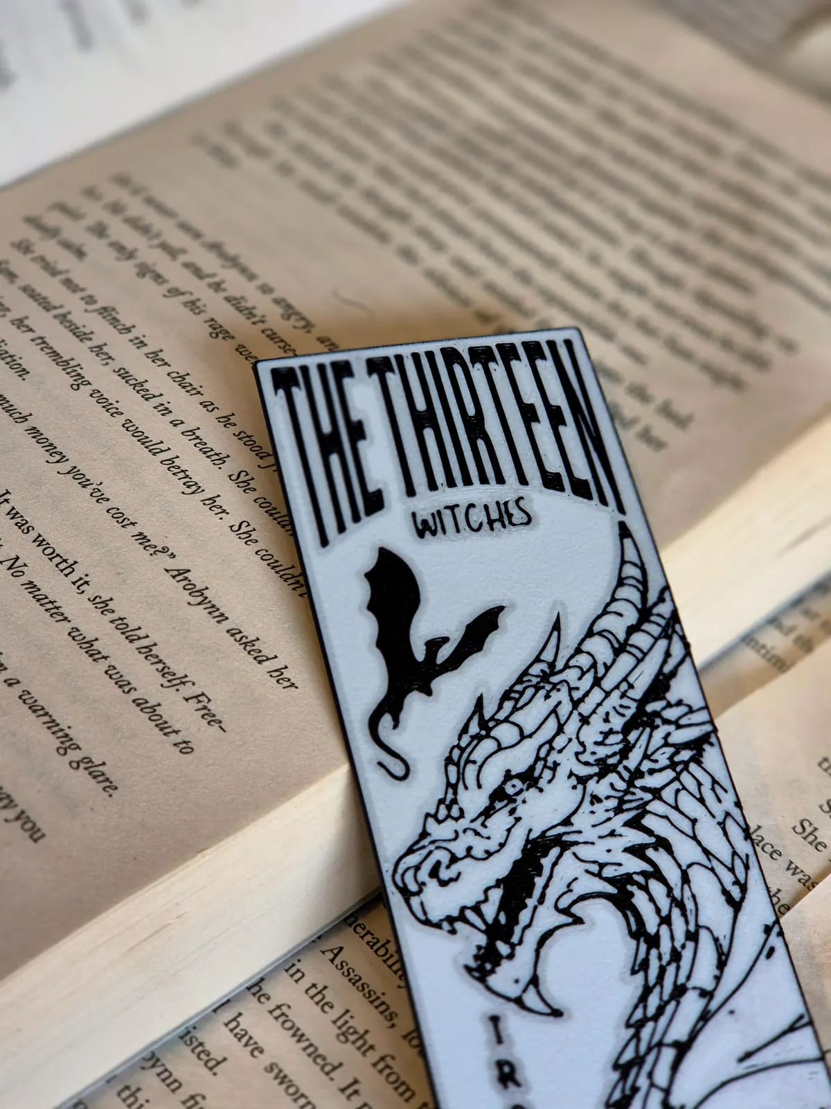Throne of Glass Bookmark Dragon, gallery image 3