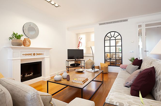 A closer look at Modern Penthouse Apartment In Barcelona With Private Rooftop Garden And Views