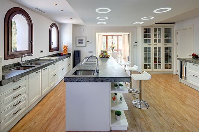 Puerto Banus Modern Villa Puerto Banus Modern Villa