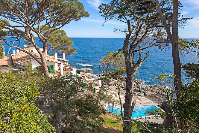 Beachfront House Llafranc Beachfront House Llafranc