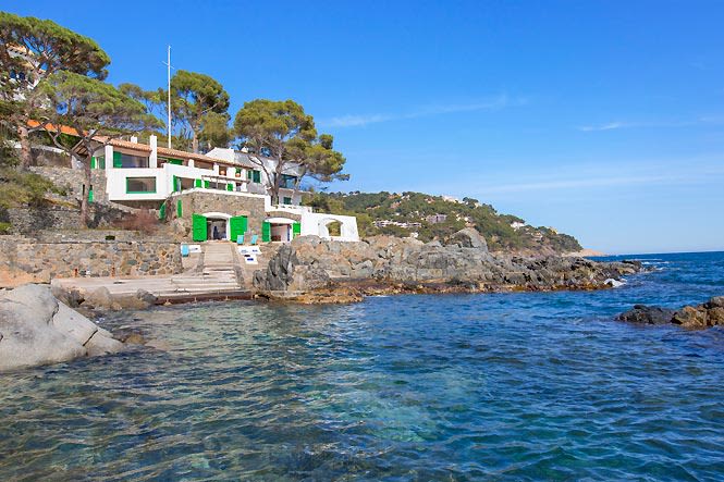 Beachfront House Llafranc Beachfront House Llafranc