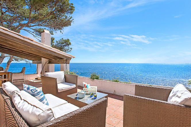 Beachfront House Llafranc Beachfront House Llafranc
