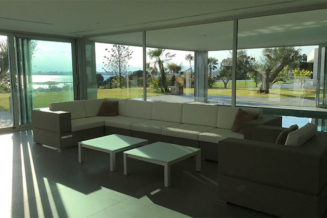 Modern Villa Roses Modern Villa Roses