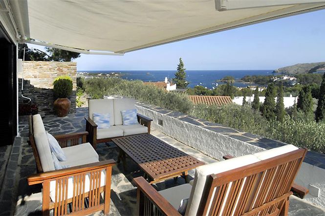 Chic Villa Cadaques Chic Villa Cadaques