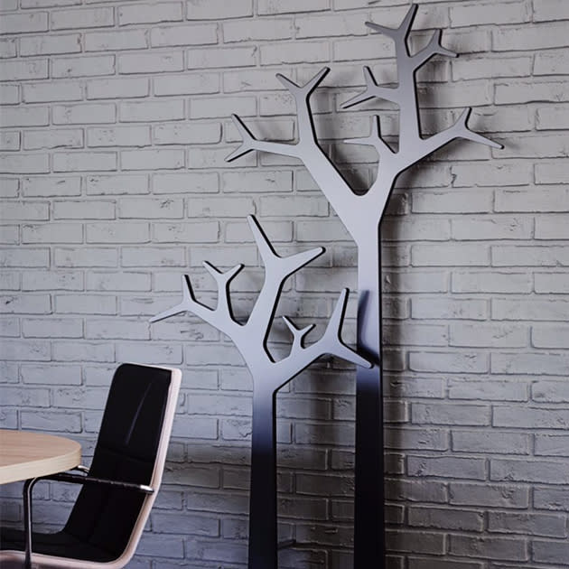 Garderobe Tree von Swedese – freistehend oder an der Wand montiert