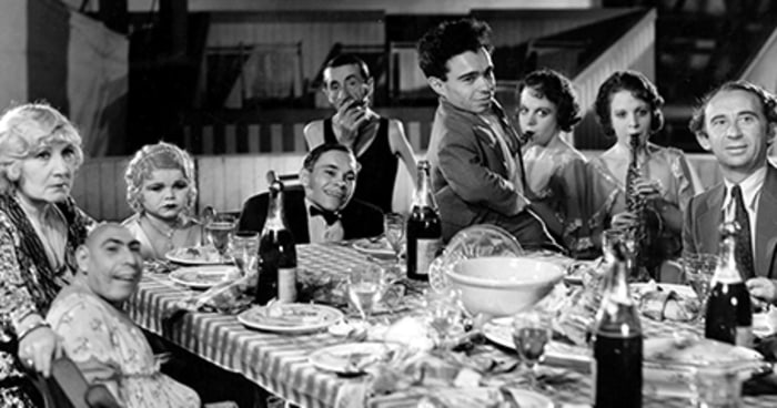 Tod Browning And The Inherent Humanity Of FREAKS, X-ray Art And MORE!