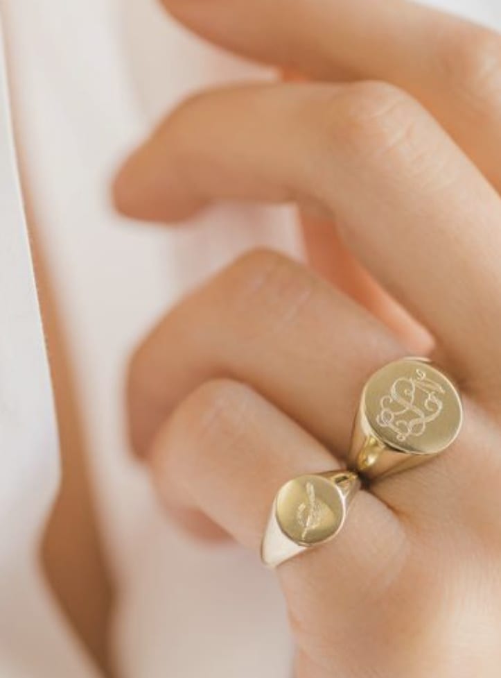 Signet Pinky Plain Ring Yellow Gold - Image 4